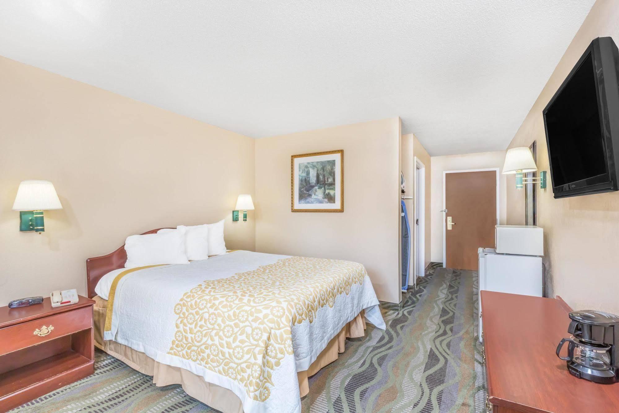 Surestay Hotel By Best Western Morganton Kültér fotó